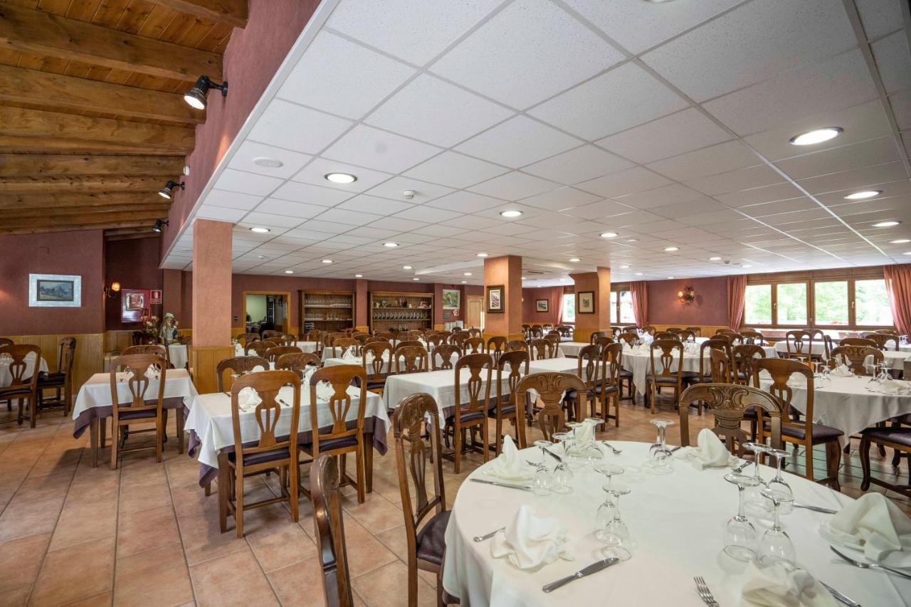 Hotel & Restaurante Pena Arros Exterior photo