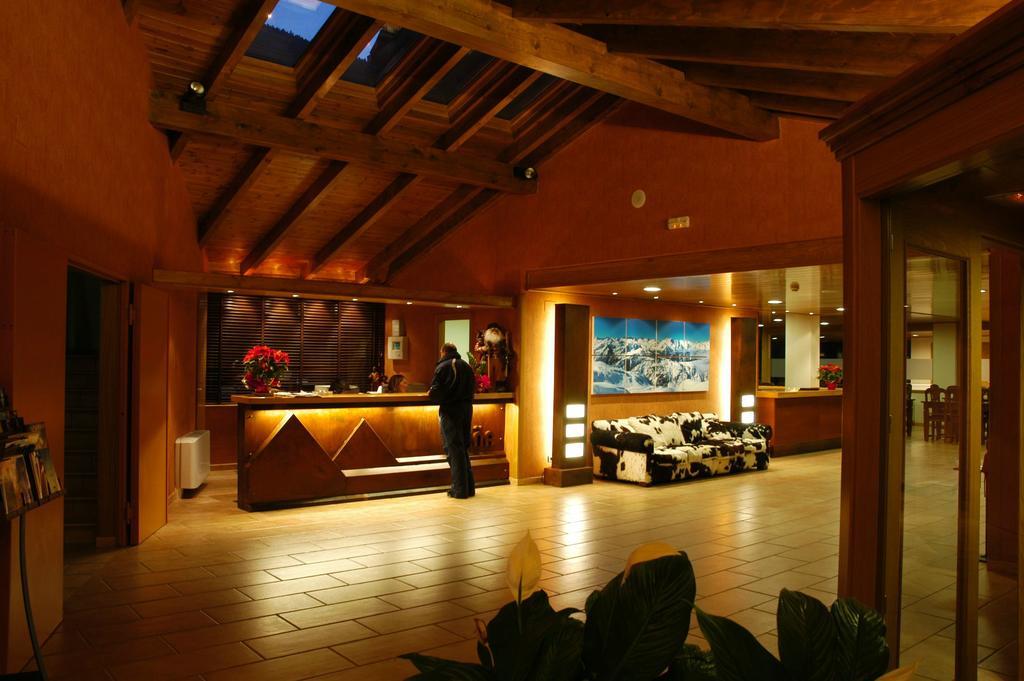 Hotel & Restaurante Pena Arros Exterior photo